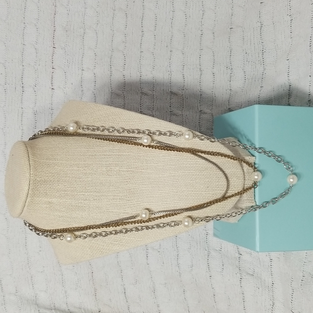 Multi Colored Metal Chain Faux Pearl Necklace